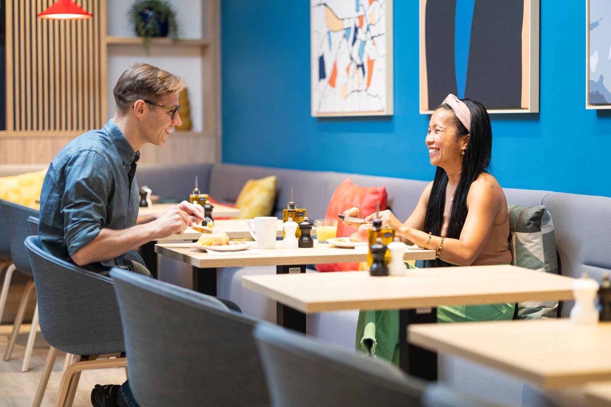 Holiday Inn Express Antwerp - City Centre By Ihg Εξωτερικό φωτογραφία