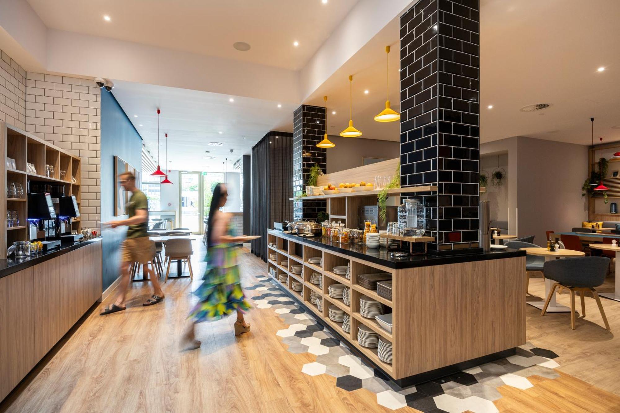 Holiday Inn Express Antwerp - City Centre By Ihg Εξωτερικό φωτογραφία