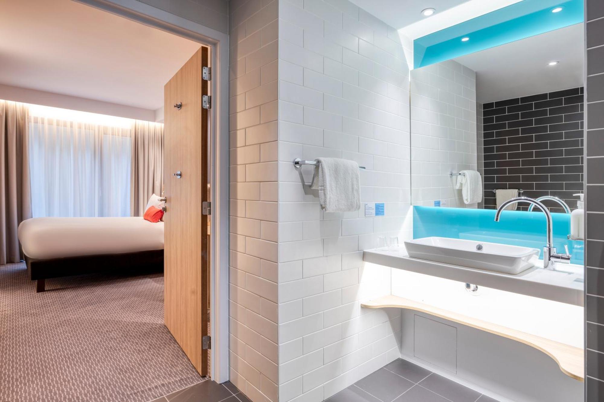 Holiday Inn Express Antwerp - City Centre By Ihg Εξωτερικό φωτογραφία