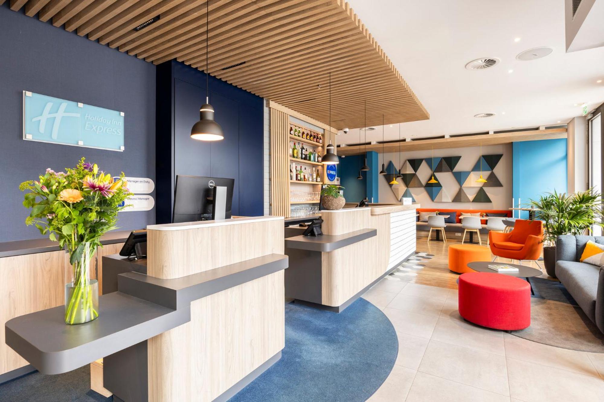 Holiday Inn Express Antwerp - City Centre By Ihg Εξωτερικό φωτογραφία
